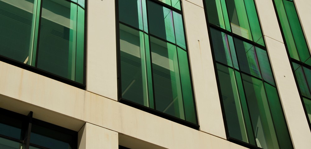 <p>Building 3 Southbank Place, UK</p>
<p> </p>
<p>DOWSIL™ 791 Waterproofing Sealant & DOWSIL™ 993 Structural Glazing Base and Catalyst</p>