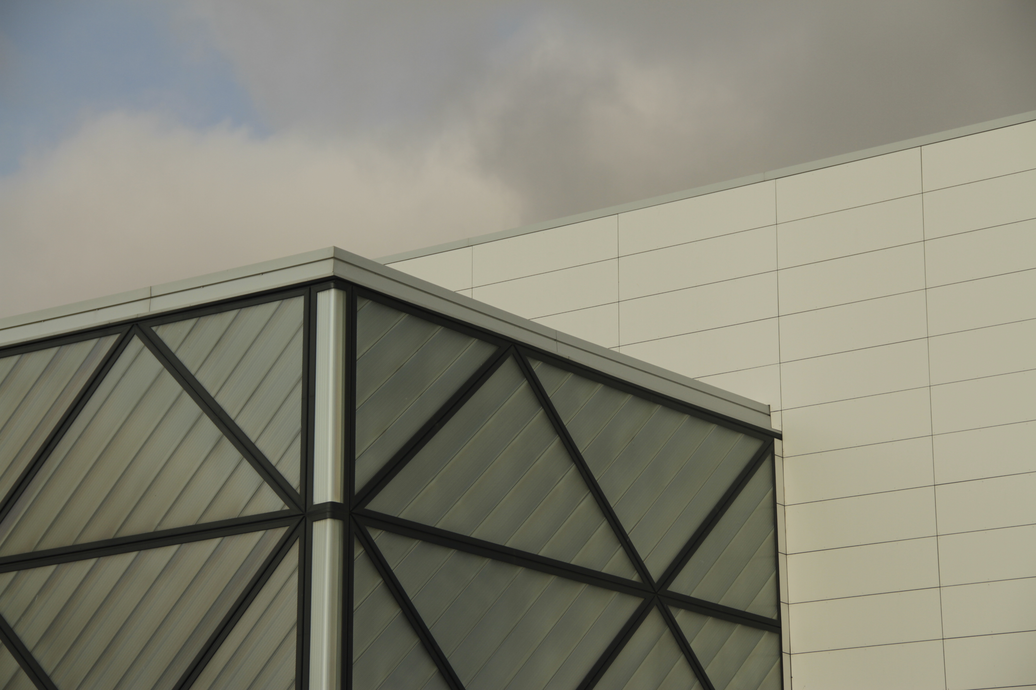 <p>National Indoor Arena, Dublin</p>
<p> </p>
<p>DOWSIL™ 896 PanelFix</p>