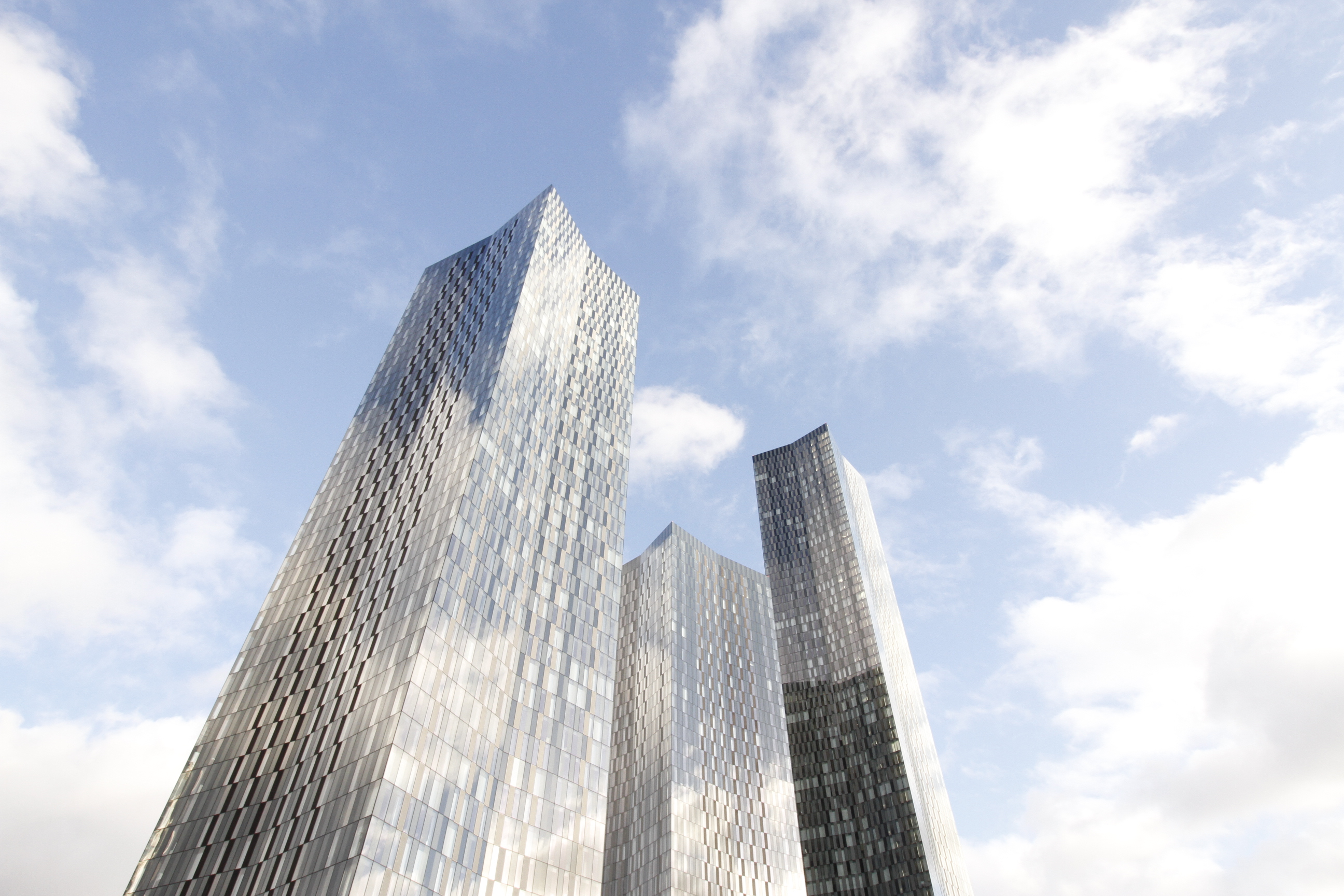 <p>First Street, UK</p>
<p> </p>
<p>DOWSIL™ 791 Waterproofing Sealant & DOWSIL™ 993 Structural Glazing Base and Catalyst</p>