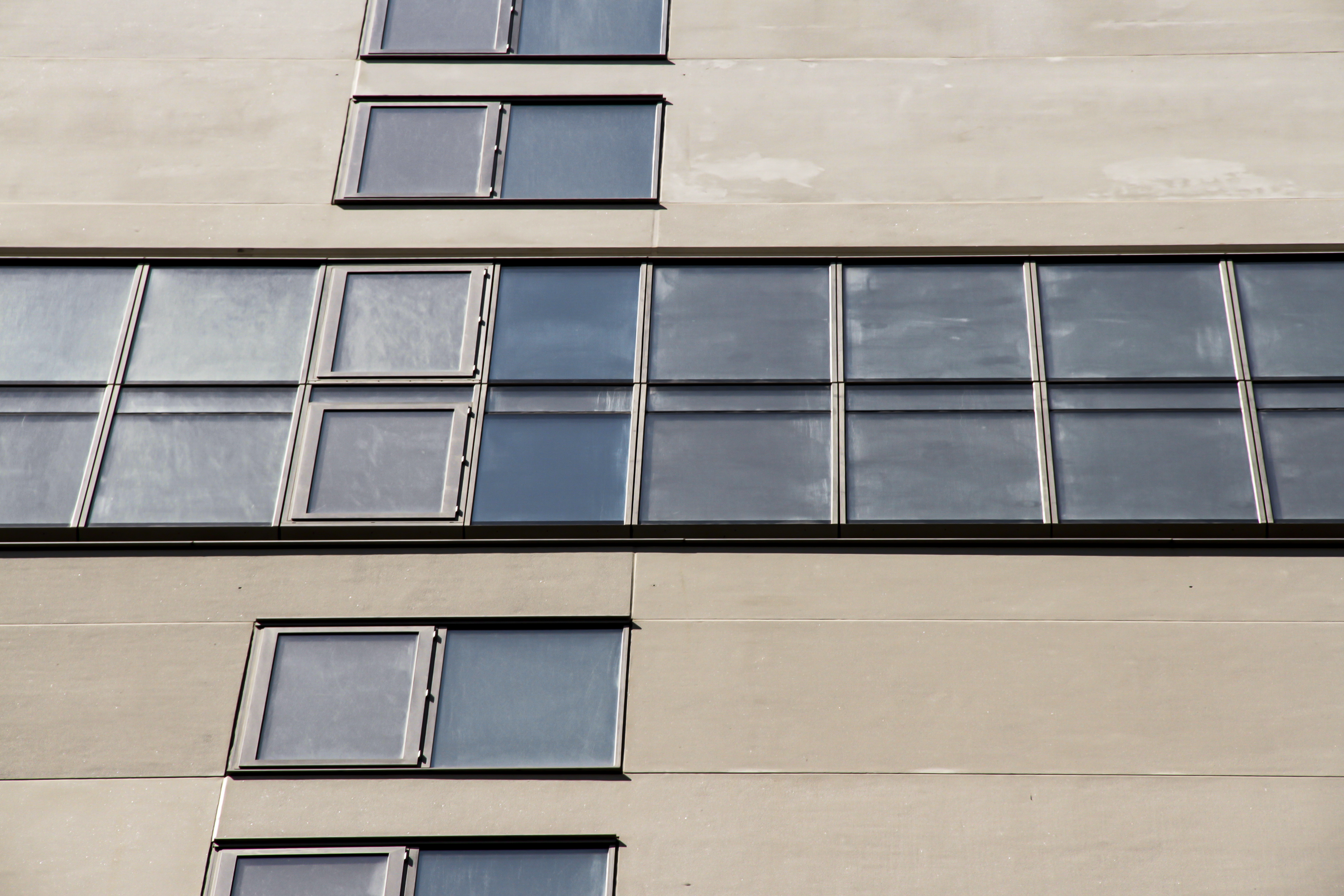 <p>A2/3 Wood Warf, UK</p>
<p> </p>
<p>DOWSIL™ 791 Waterproofing Sealant & DOWSIL™ 993 Structural Glazing Base and Catalyst</p>