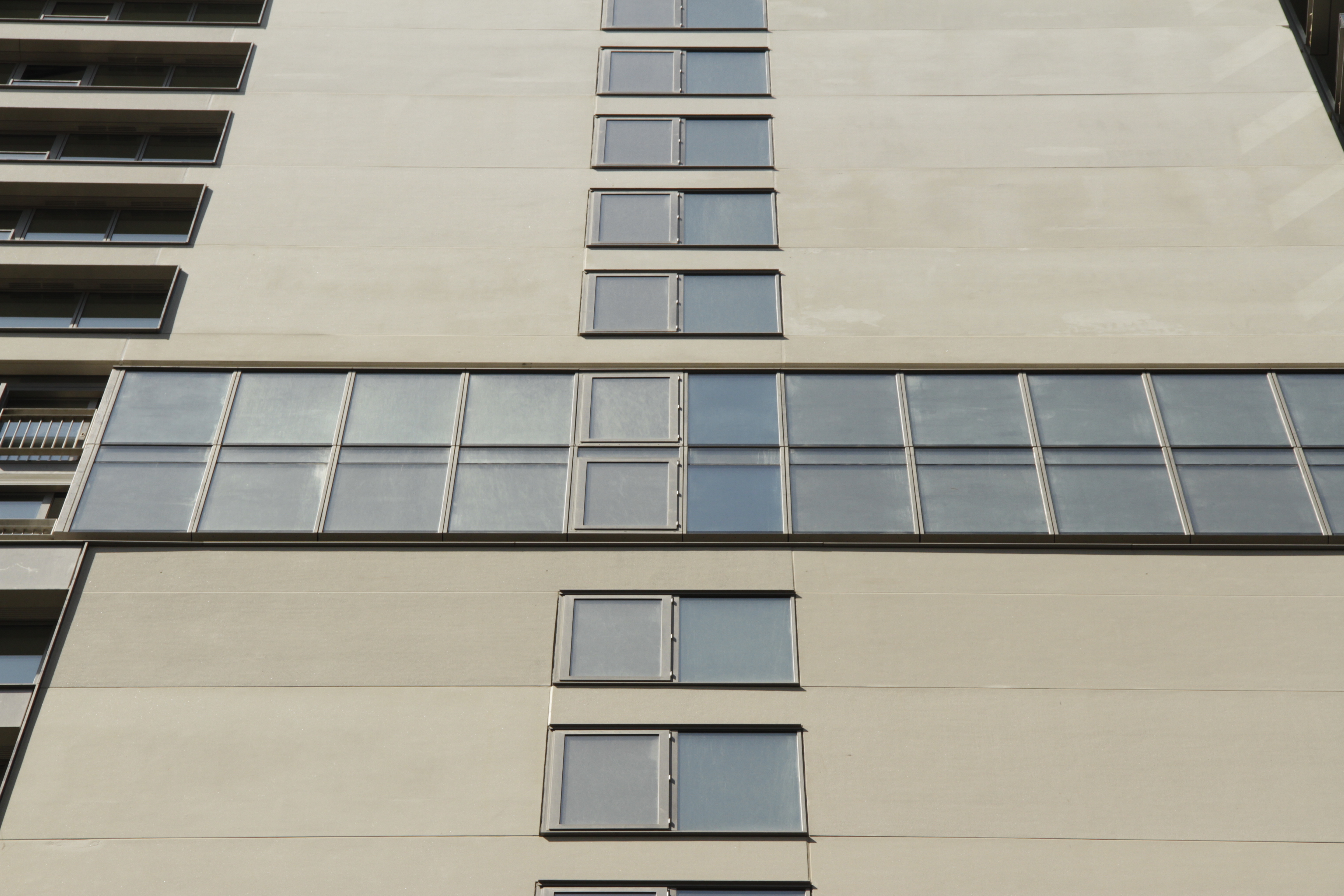 <p>A2/3 Wood Warf, UK</p>
<p> </p>
<p>DOWSIL™ 791 Waterproofing Sealant & DOWSIL™ 993 Structural Glazing Base and Catalyst</p>