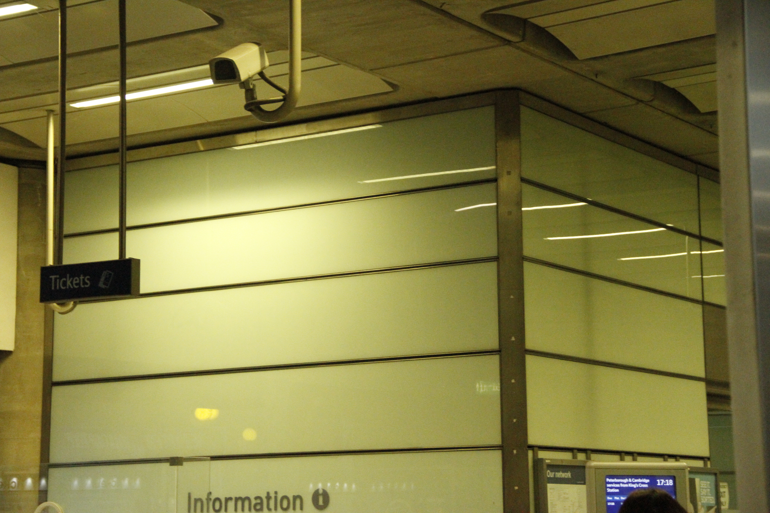 <p>St Pancras Station, London</p>
<p> </p>
<p>DOWSIL™ 993 Structural Glazing Base and Catalyst</p>