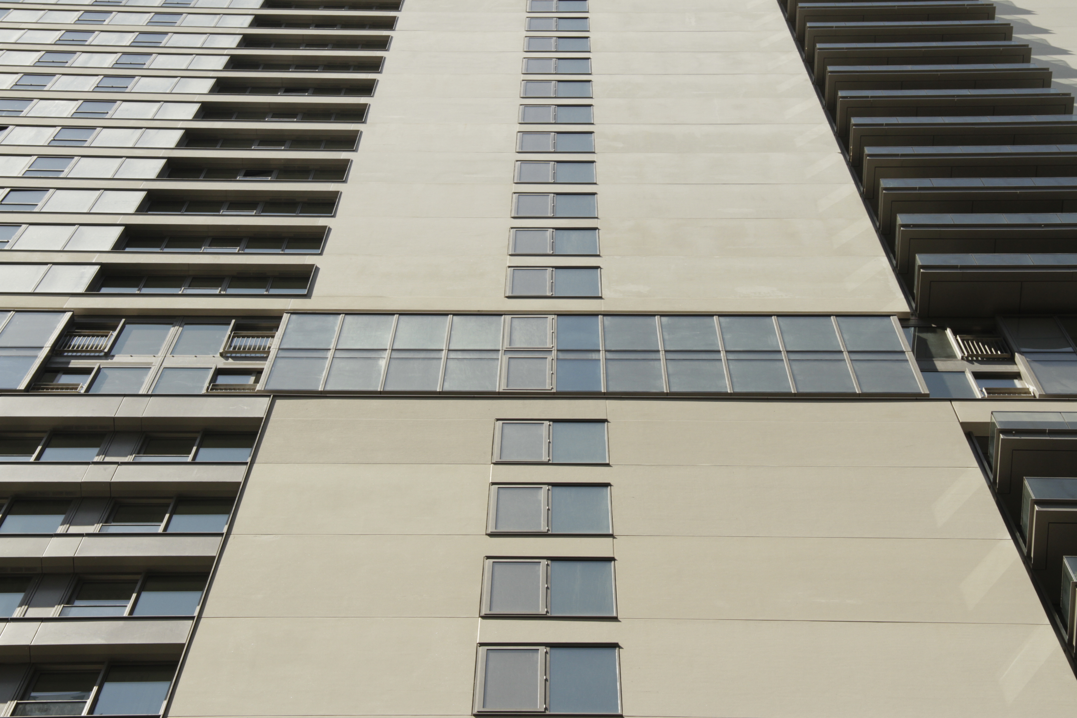 <p>A2/3 Wood Warf, UK</p>
<p> </p>
<p>DOWSIL™ 791 Waterproofing Sealant & DOWSIL™ 993 Structural Glazing Base and Catalyst</p>