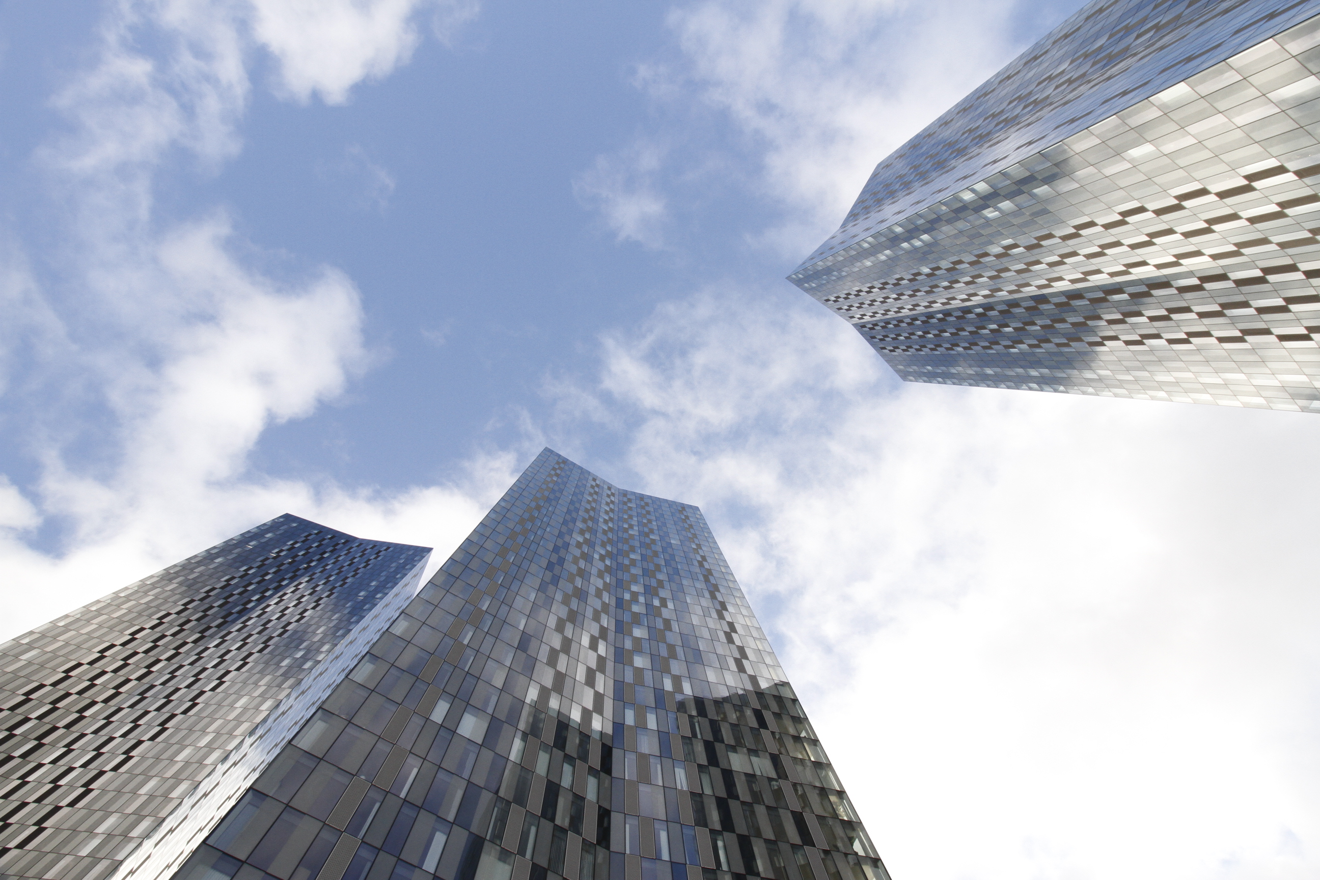 <p>First Street, UK</p>
<p> </p>
<p>DOWSIL™ 791 Waterproofing Sealant & DOWSIL™ 993 Structural Glazing Base and Catalyst</p>