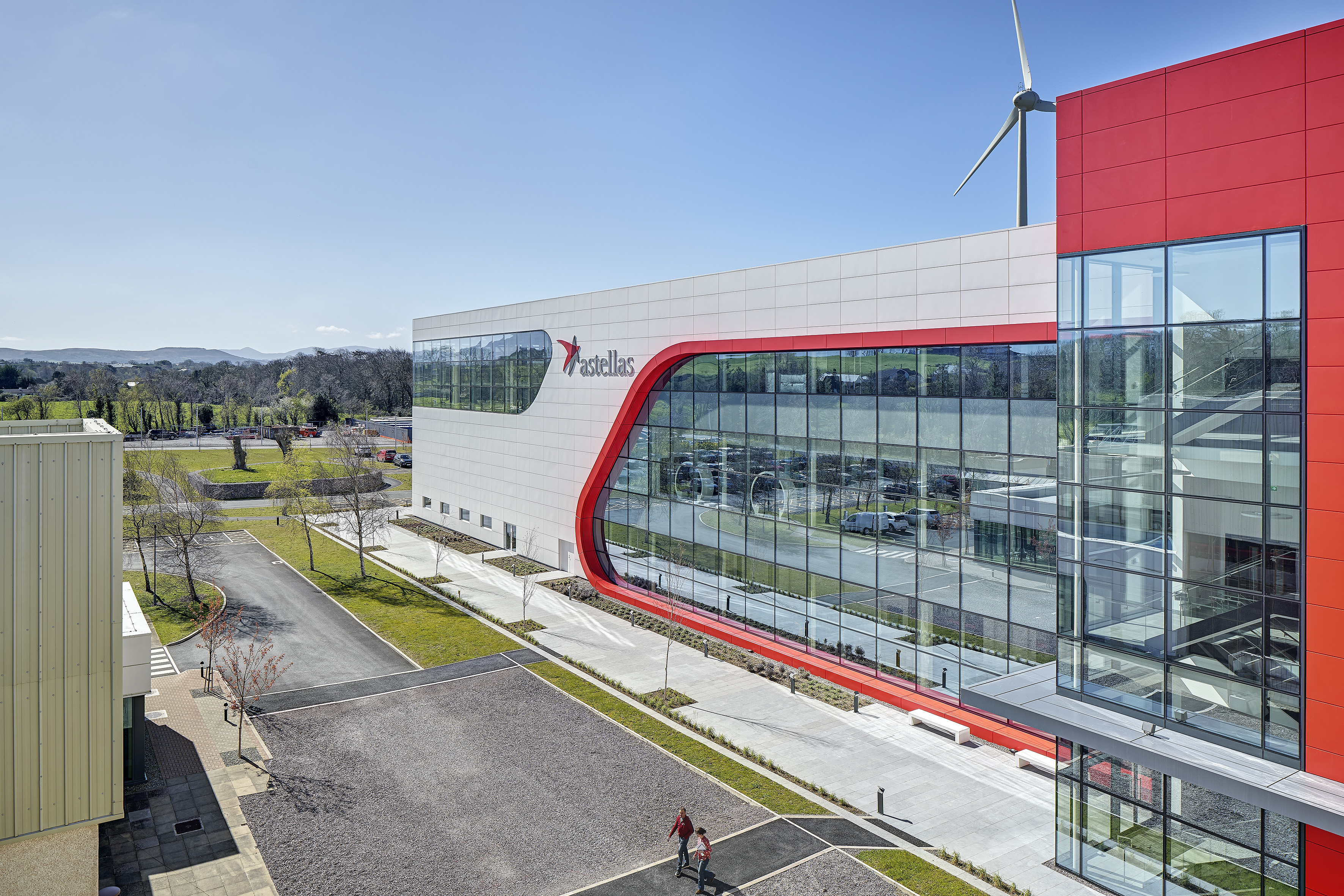 <p>Astellas Building</p>