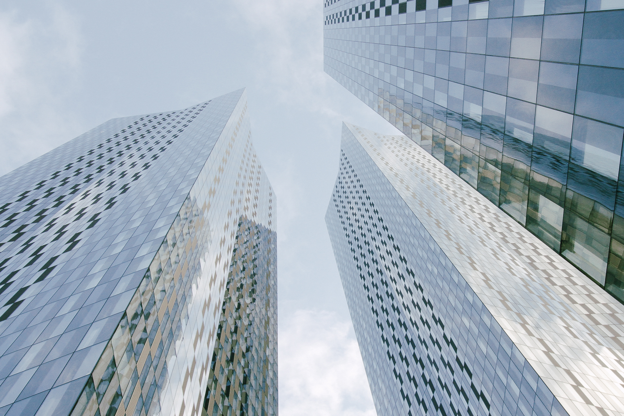 <p>First Street, UK</p>
<p> </p>
<p>DOWSIL™ 791 Waterproofing Sealant & DOWSIL™ 993 Structural Glazing Base and Catalyst</p>