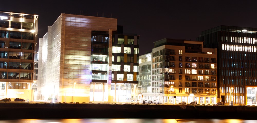 <p>Hanover Quay, Dublin</p>
<p> </p>
<p>DOWSIL™ 993 Structural Glazing Base and Catalyst</p>