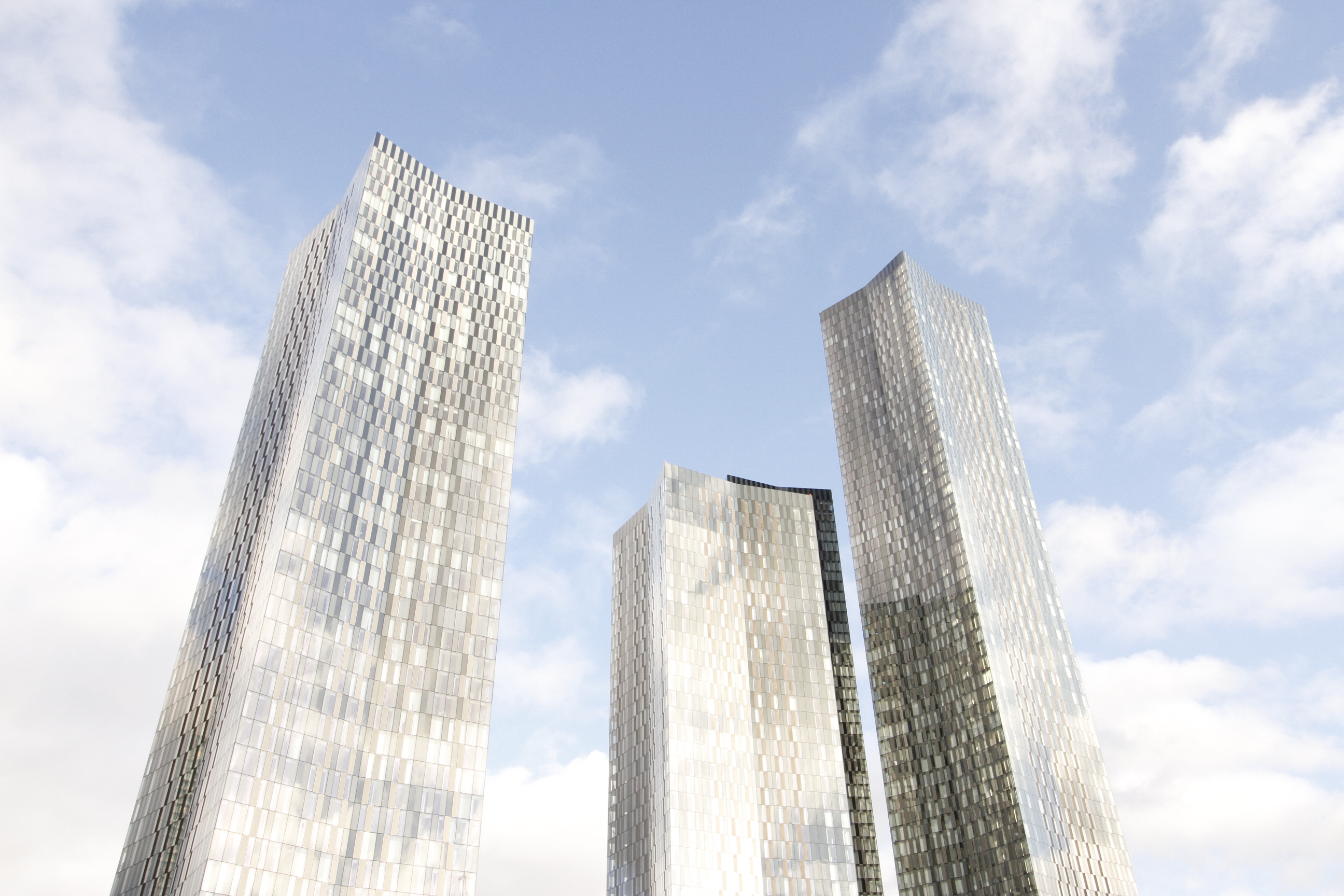 <p>First Street, UK</p>
<p> </p>
<p>DOWSIL™ 791 Waterproofing Sealant & DOWSIL™ 993 Structural Glazing Base and Catalyst</p>